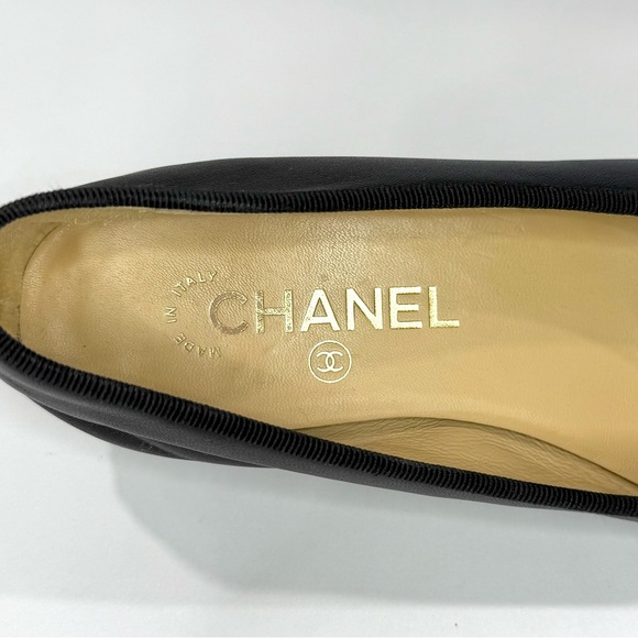 ✨SOLD✨ Chanel Black Lambskin Ballet Flats - Picture 10 of 11